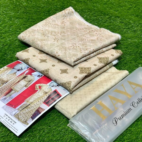 Haya’s Printed Lawn 3-Pc - Image 3