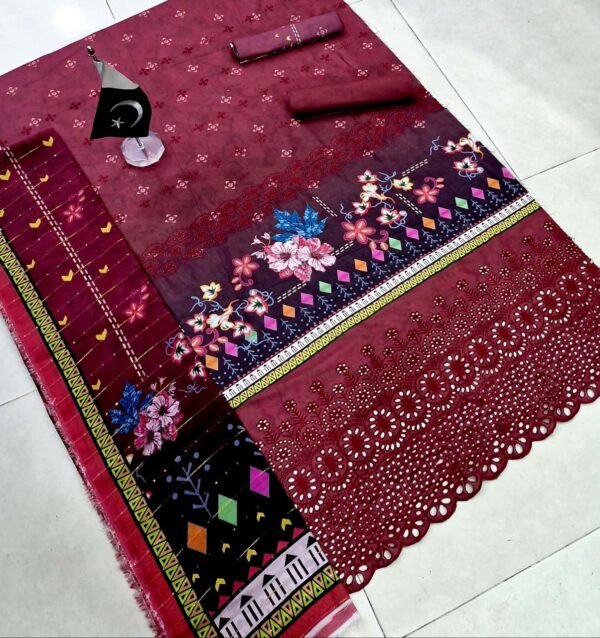 Embroidered Lawn 90/70 3-Pc - Image 2