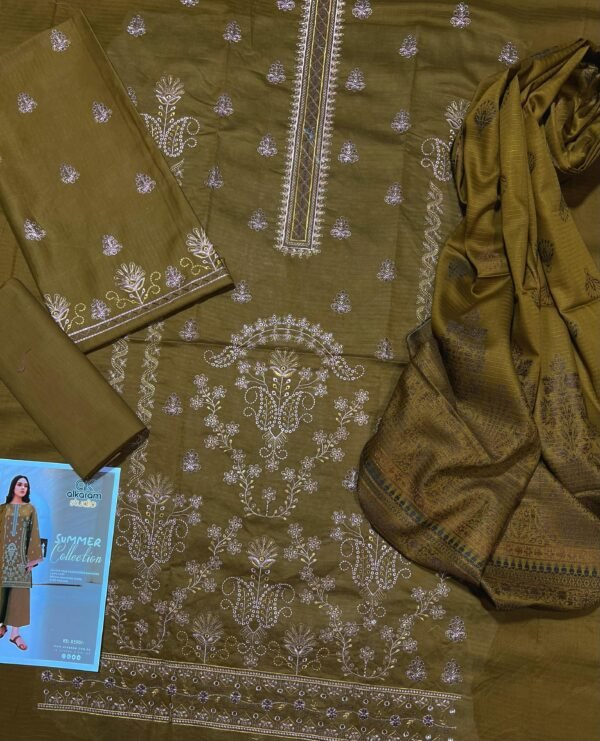 Premium Banadoriya Lawn 3-Pc - Image 2