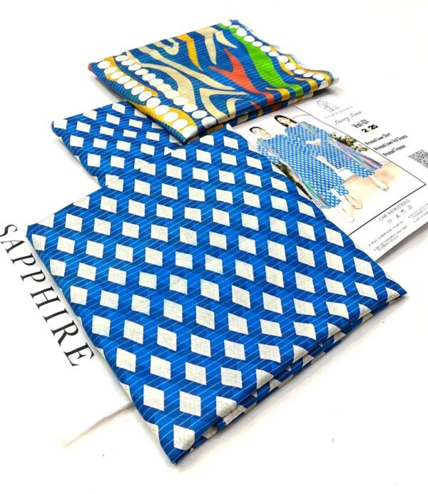 Sapphire Lawn Printed 3-Pice Suite - Image 8